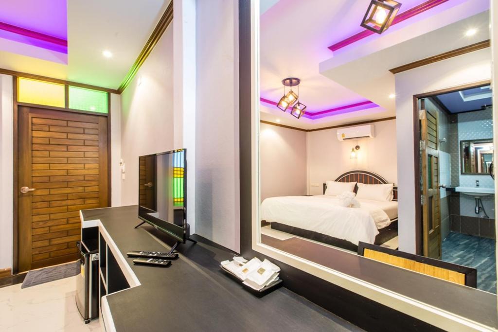 Loft Vintage Chalet resort Ko Lanta Eksteriør billede