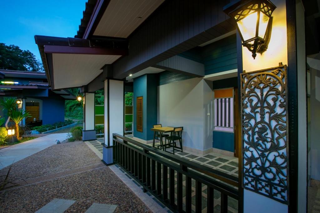 Loft Vintage Chalet resort Ko Lanta Eksteriør billede